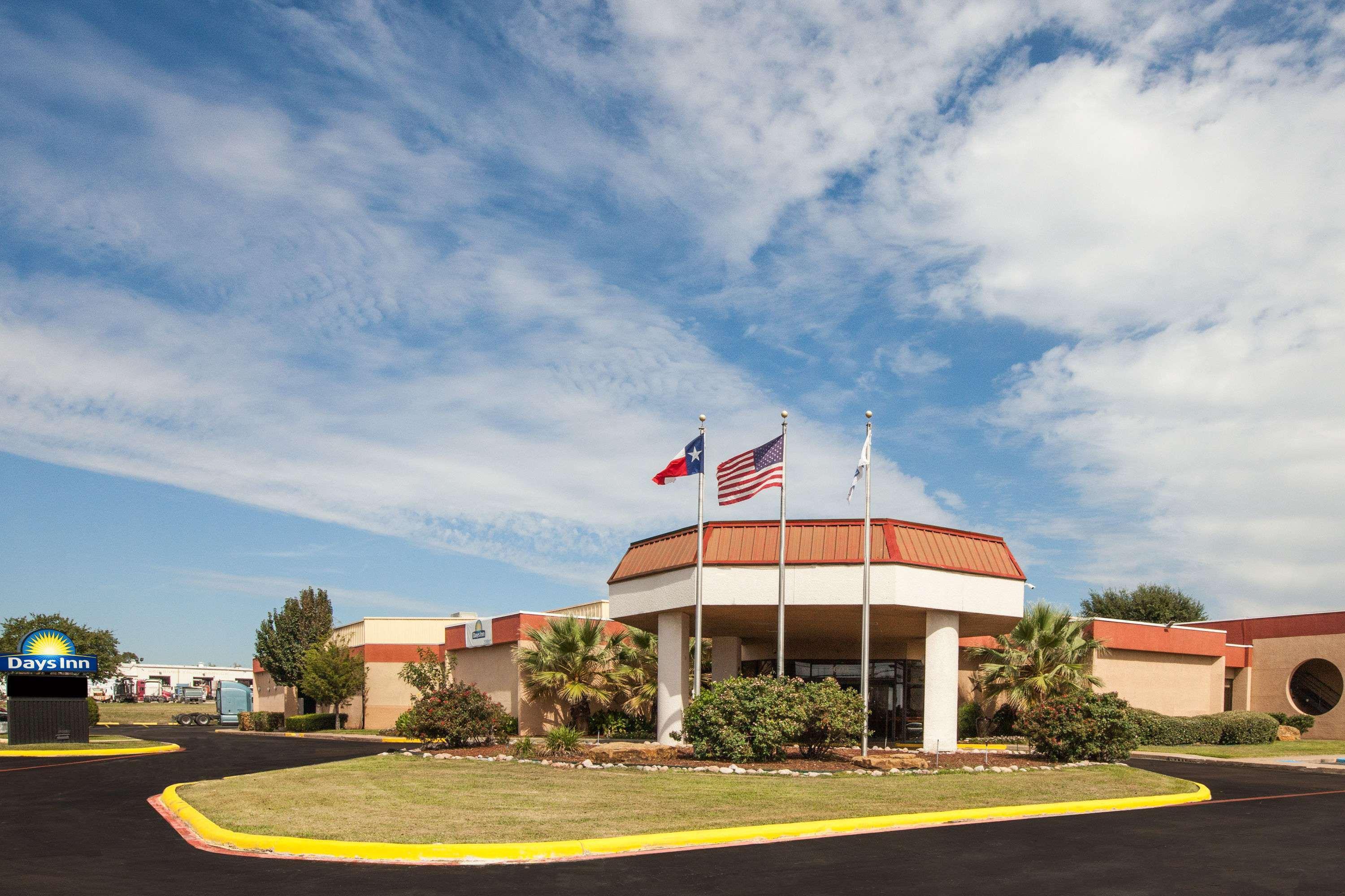 Days Inn By Wyndham Sherman Exterior foto