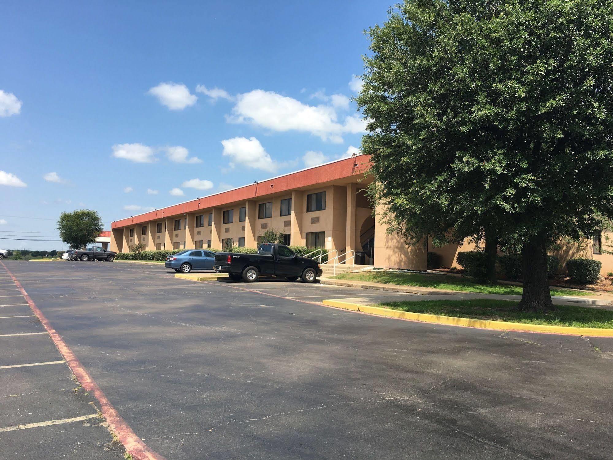 Days Inn By Wyndham Sherman Exterior foto